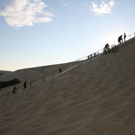 Отель Reve En Famille Gastes Экстерьер фото